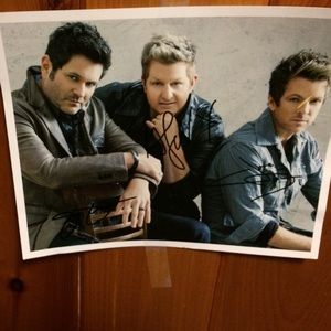 Autographed rascal flats poster