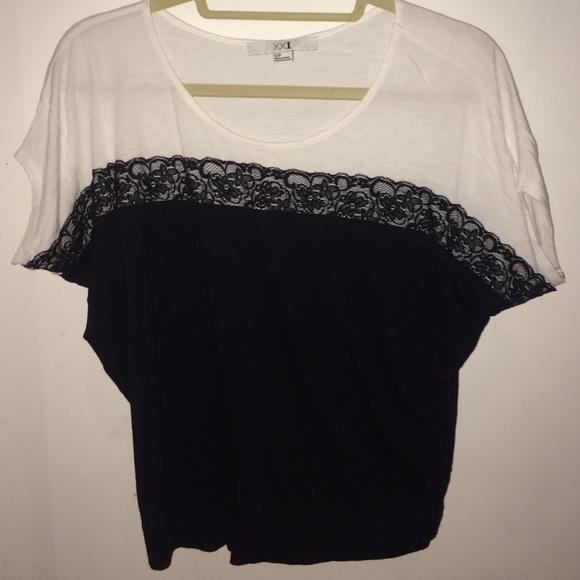 Black & white tee with lace finish