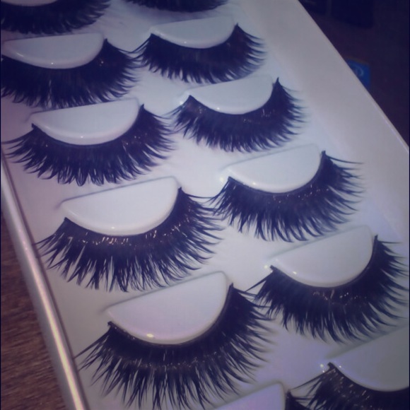 6 Pairs of Thick & Full Nurture wispies - Picture 1 of 2
