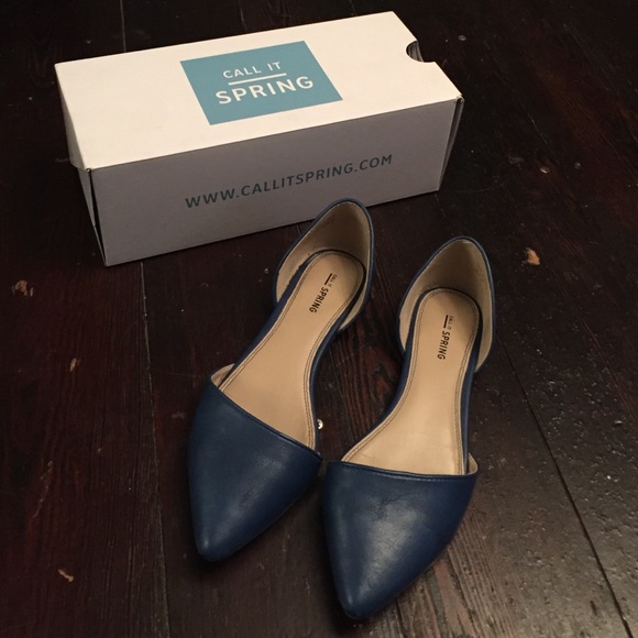 Crilama navy blue flats