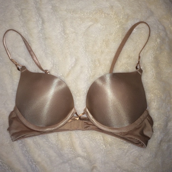 Beautiful nude push-up bra!