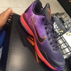 Nike Kobe X