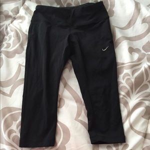 Nike Capri Leggongs
