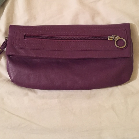 Purple clutch