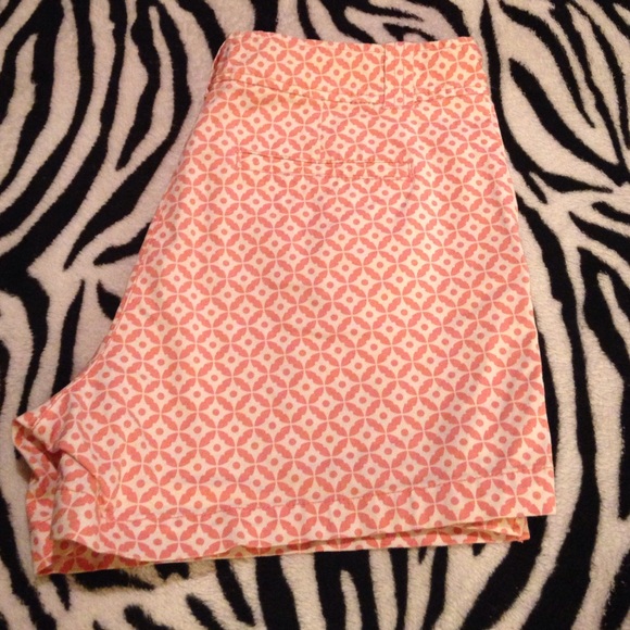Coral/off-white print high waisted shorts