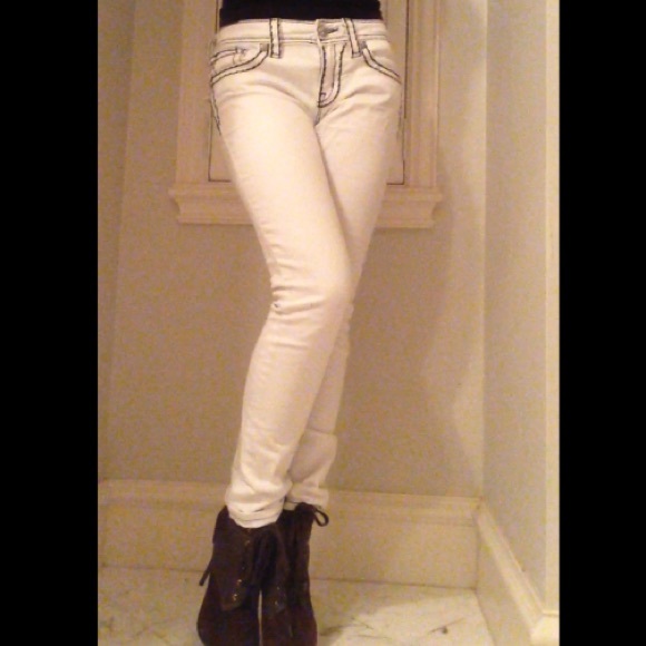 White Miss Me skinny jeans