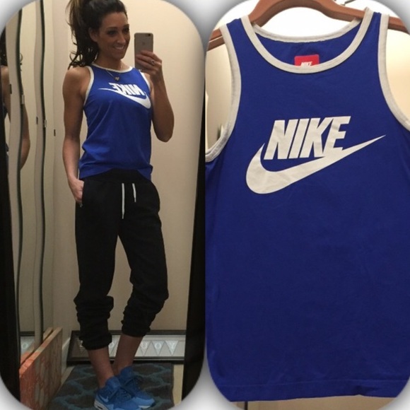 Nike Tops - NIKE tank top