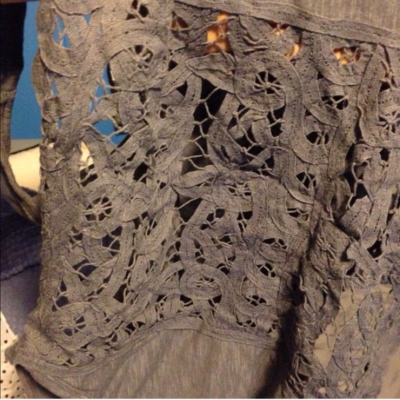 AE Grey cropped pocket tank BUNDLE!! - Picture 4 of 4