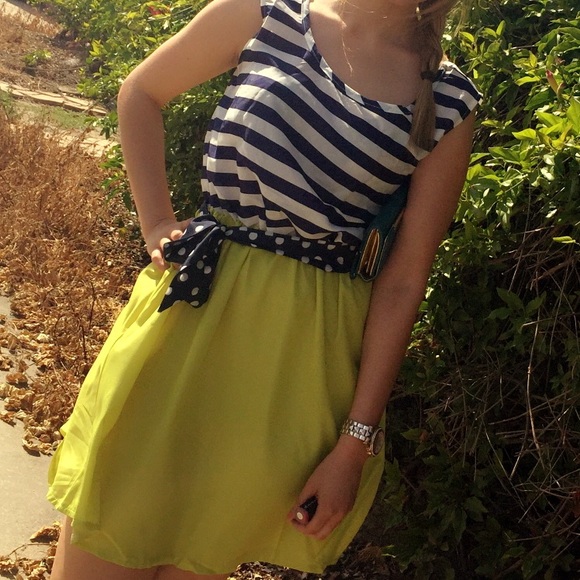 Spring/Summer dress - Picture 2 of 2