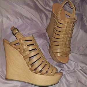 🎉SALE🎉 NEW Tan Caged Sling Back Wedge