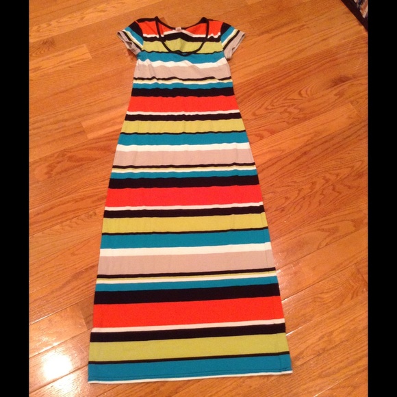 Maxi with colorful stripes