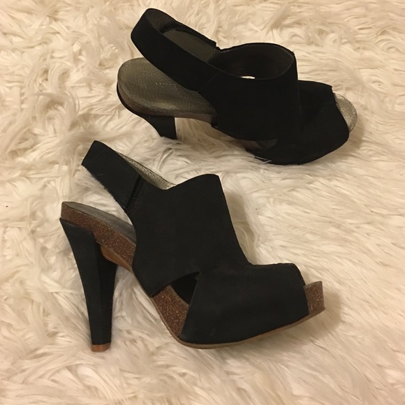 Black dress sandal - Picture 2 of 2