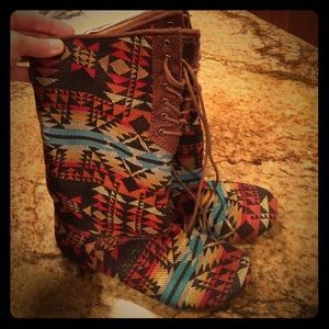 NWOT  💥one day sale💥Big Buddha boots