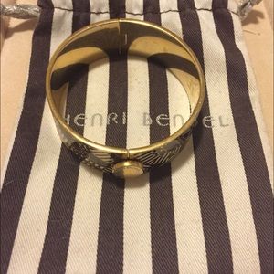 Henri Bendel bangle Henri Bendel bangle
