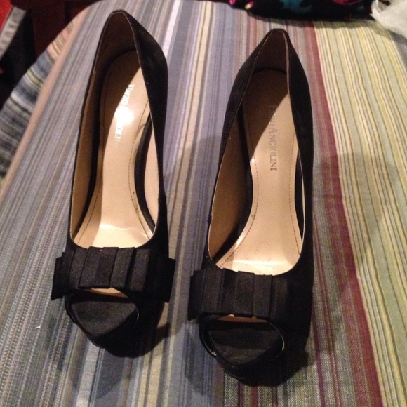 High heels that are good for prom lightly used - Picture 1 of 3