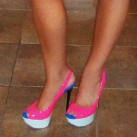 Jessica Simpson Platforms