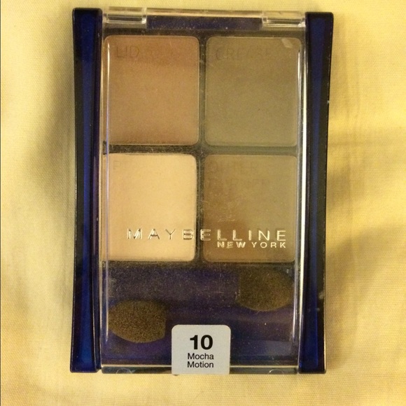 SOLD---- Beauty Bundle - Picture 4 of 4