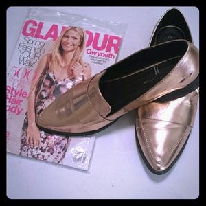 Shimmering pink gold loafers
