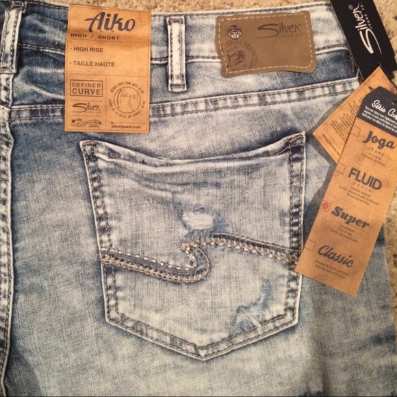 Aiko High Rise Shorts - Picture 3 of 3