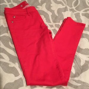 Red skinny jeans