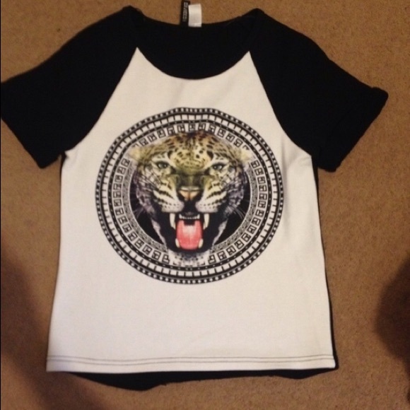 Tiger Knit Top - Picture 1 of 3