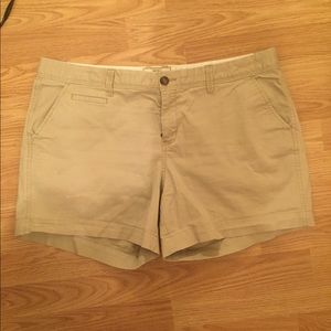 Old Navy khaki shorts