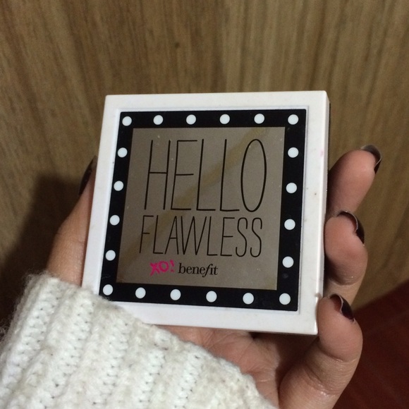 Benefit foundation powder - Picture 1 of 4