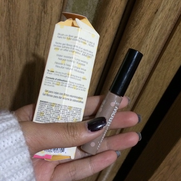 Benefit brow gel - Picture 2 of 3