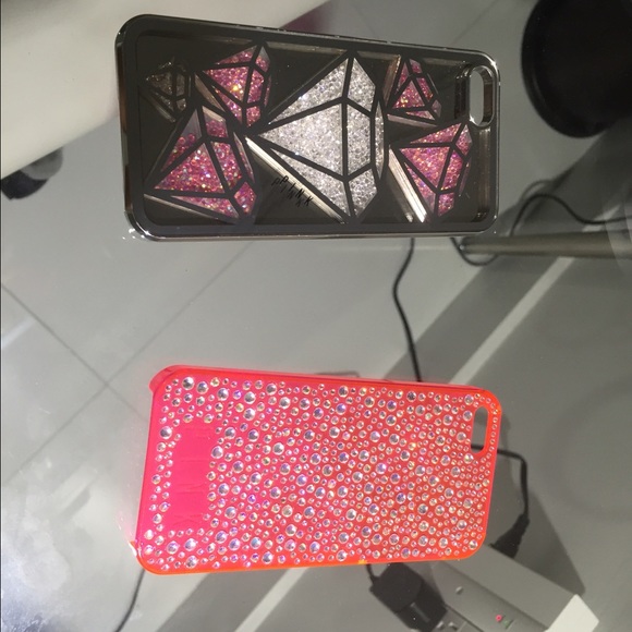 2 vs iphone 5 cases