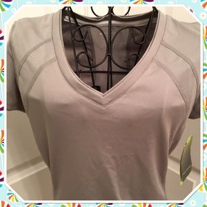 Tek Gear Active Wicking Top -Silver Mist XS NWT