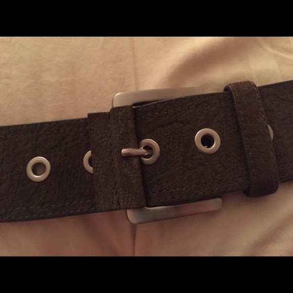 Suede belt