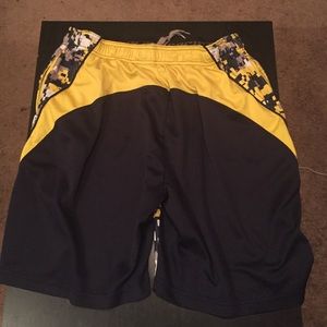 Flow Society Boys Lacrosse Shorts - Athletic Mesh Shorts With Lacrosse Emblems