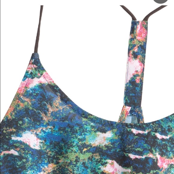 H&M Tops - NEW H&M summer paint print high-low tank H&M Tops - NEW H&M summer paint print high-low tank