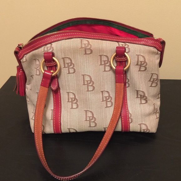 Dooney & Bourke purse - Picture 2 of 4