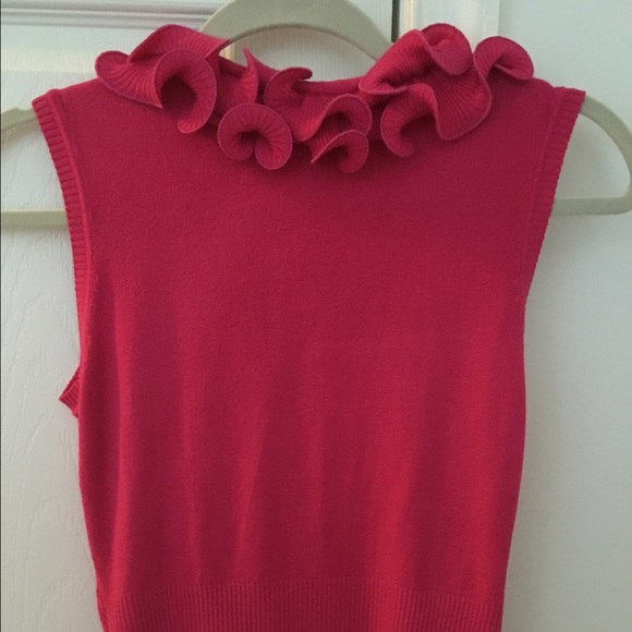 Pink top - Picture 3 of 3