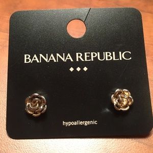 Banana republic rose earrings