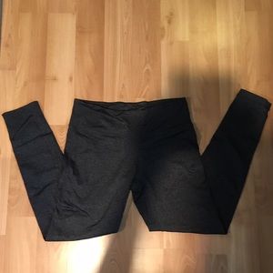 Lightweight yoga pants