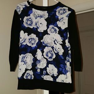 Ann Taylor 3/4 sleeve lightweight sweater