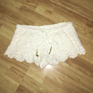 Billabong crochet shorts