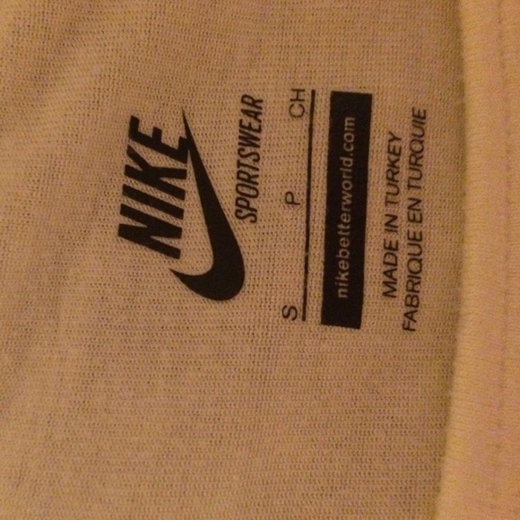 Nike pullover - Picture 3 of 3