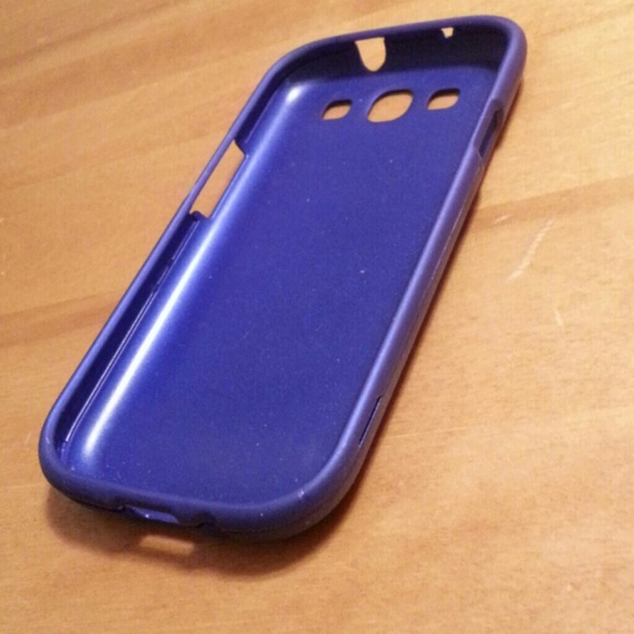 Phone case - Picture 2 of 2