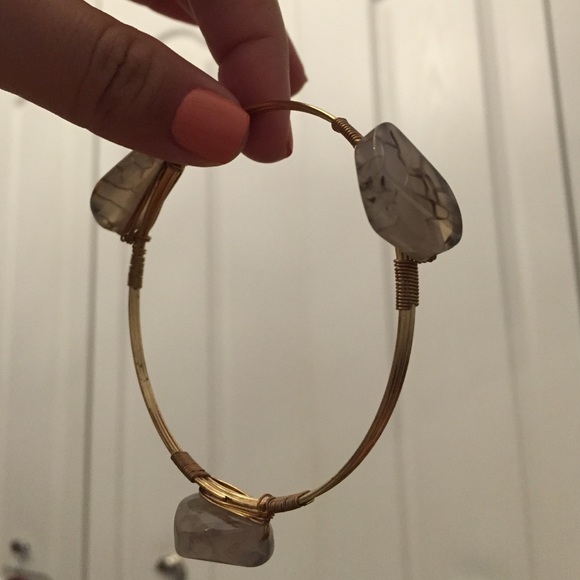 Stone wire bangle - Picture 3 of 3