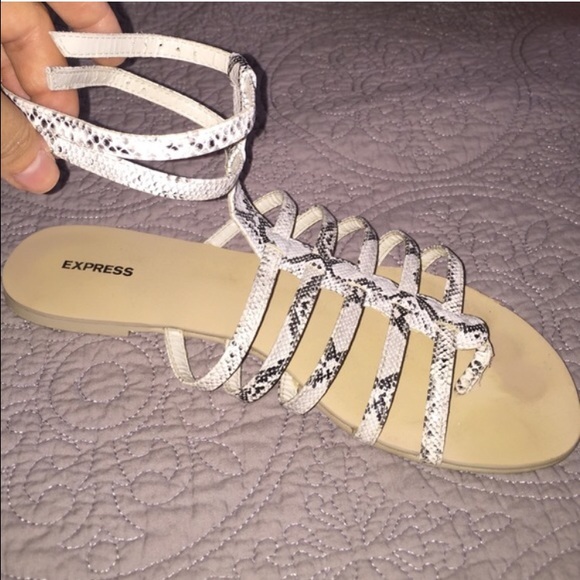 MAJOR ISO!!!! size 8!!