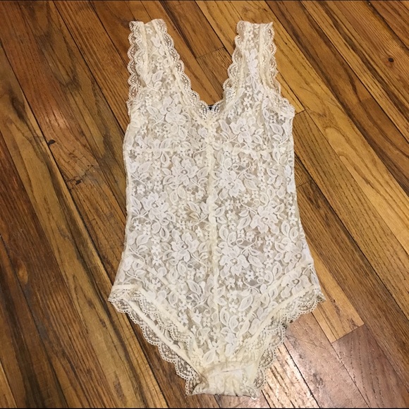 NWOT lace bodysuit