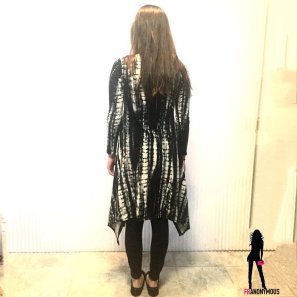 Black and White Tie Dye Dress - Picture 3 of 4