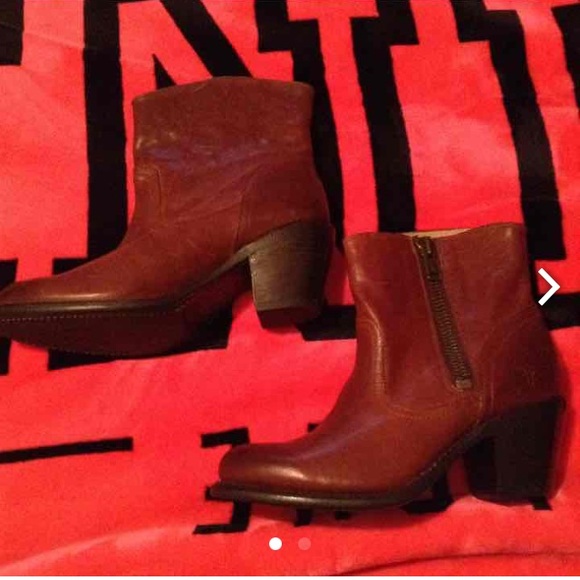 Frye boots - Picture 2 of 2
