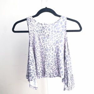 Urban Outfitters Tops - Like NEW Urban Outfitters crop leopard print tank Urban Outfitters Tops - Like NEW Urban Outfitters crop leopard print tank