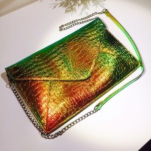 Envelope Clutch Metallic Iridescent