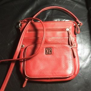 Giani Bernini red cross body