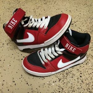 Girls Nike Basketball shoes